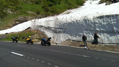 photo1